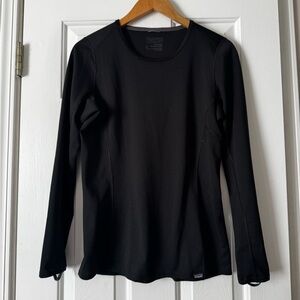 Patagonia Capilene Base layer Black Long Sleeve Tee size M